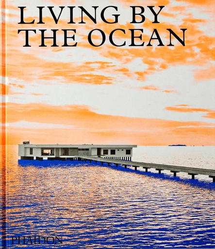 [9781838663278] Living by the Ocean